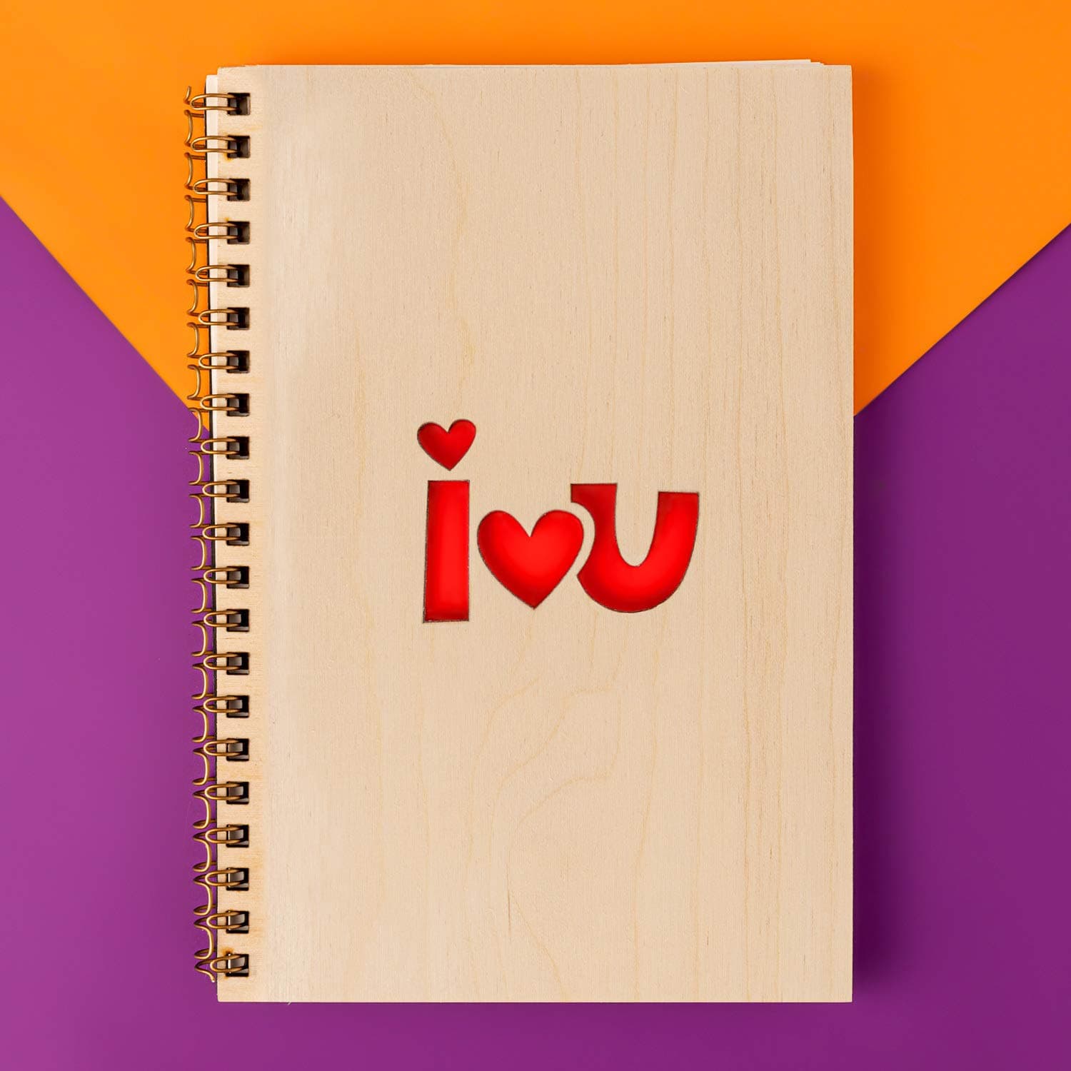 Hediyesepeti I Love You Minimal Tasarımlı Ahşap Kapaklı Defter 12x18 cm